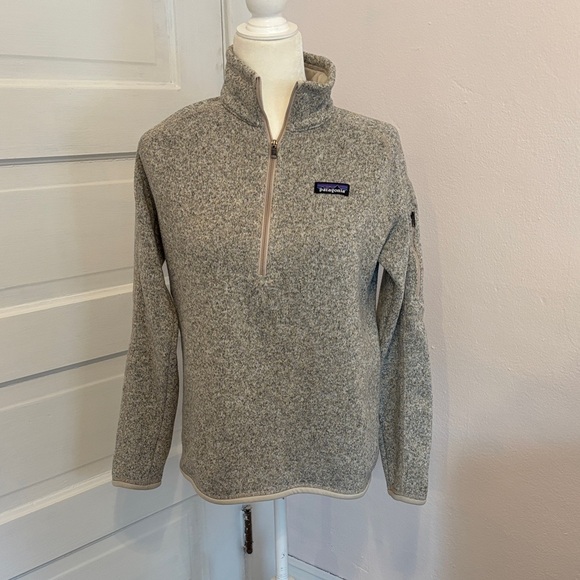 Patagonia Sweaters - Patagonia Tan Fleece 1/4 Pullover Sweater